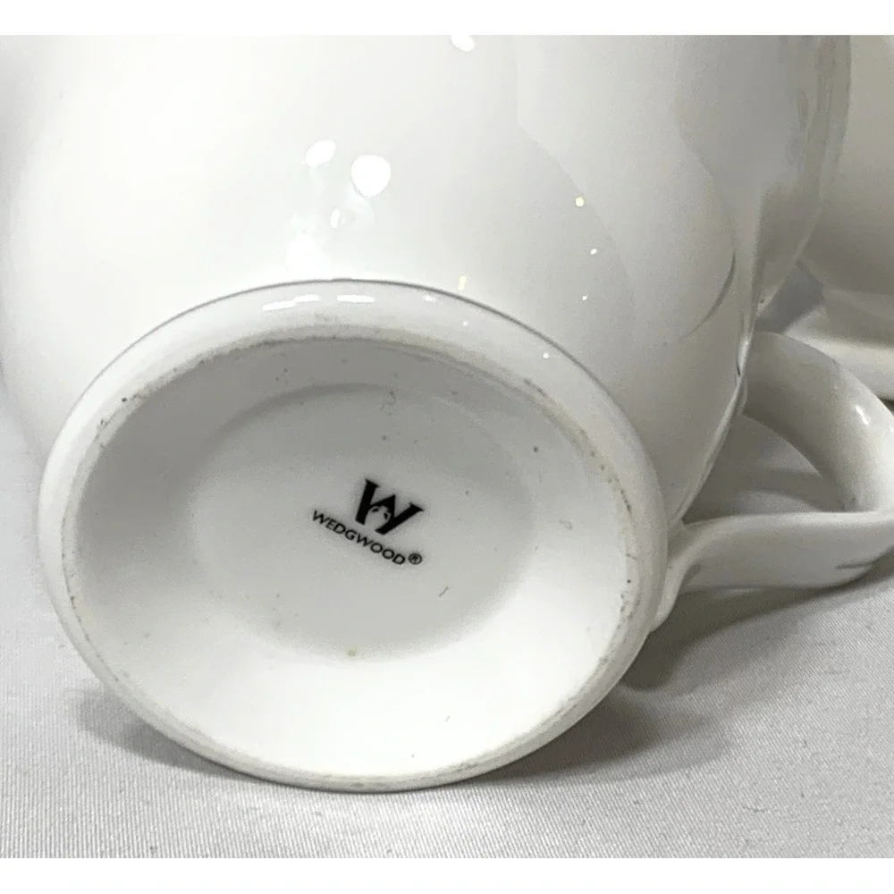 Wedgwood St. Moritz Tea Cups White - Set of 2‎ Victoria Shape Footed EUC